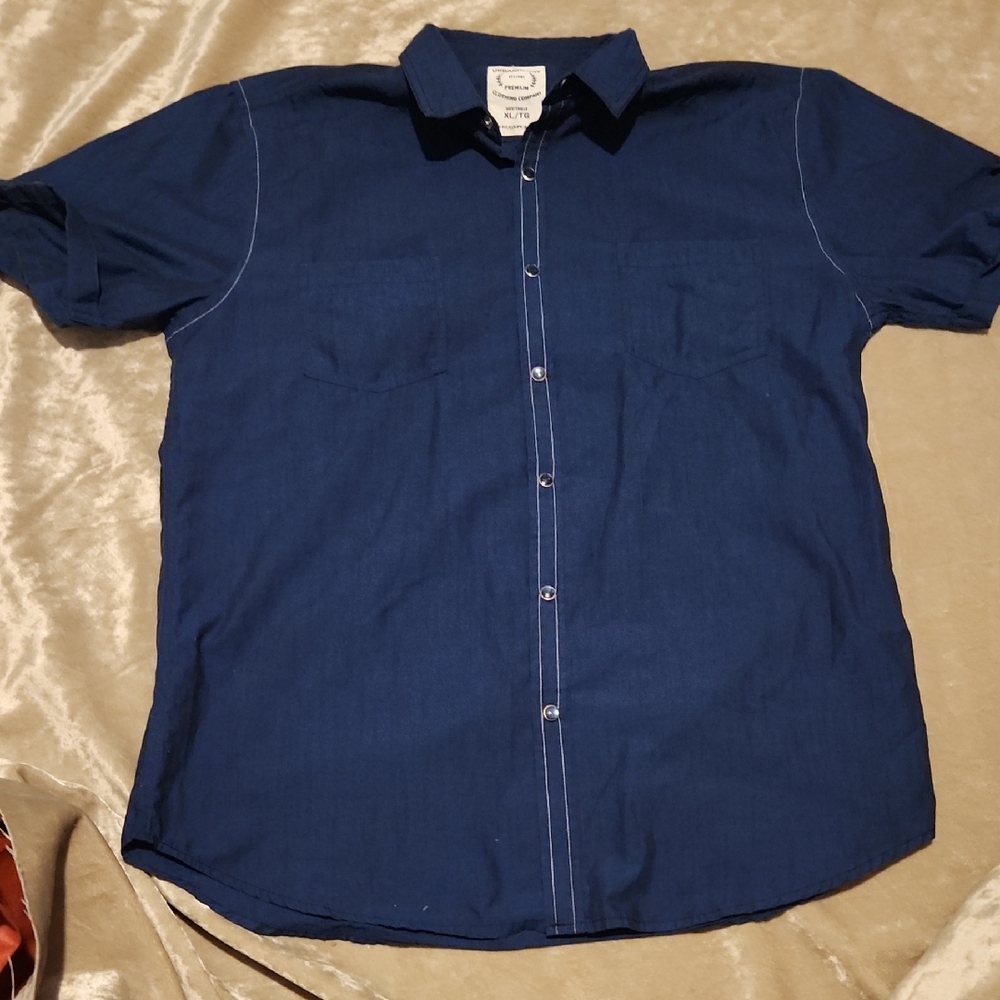 Casual Blue Button Down Shirt with Classic Collar S XL